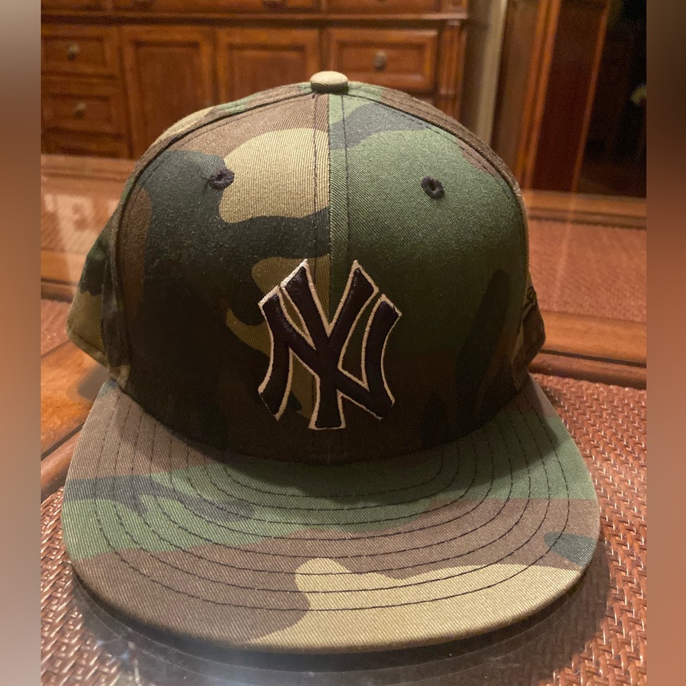 New Era New York Yankees camo army hat 7 3/8